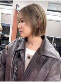 ボブ/切りっぱなしボブ/ミルクティーベージュ/ブリーチ