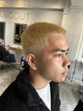 ハングアウト(Hangout) BOSE/テーパーフェード/ハイトーンカラー