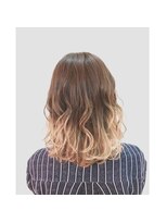 ワンワールド 豊平区 美園店(One World) グレージュグラデーション