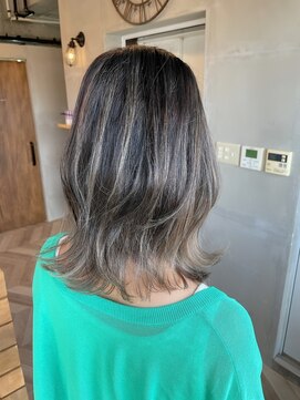 ピンク バイ アンジェリカ 瓢箪山店(PINQ by ANGELICA) #PINQ #レイヤーカット #エアタッチバレイヤージュ