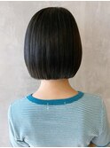 ミニボブ_ペールベージュ外ハネボブセクションカラー_ba397292