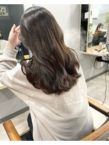 アトレ(attrait)&nbsp;くすみカラー ブラウン ロングヘア 天王寺美容室 大阪