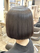 アルターリール(aL ter Rire) 黒髪/グレーベージュ/レイヤーロング/前髪パーマ /中村郁未