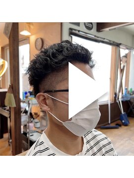 バーバー アミティ プール オム(BAR BER amity POUR HOMME) スパイラルパーマ