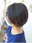 ショートボブ