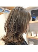 美髪ミニウルフレイヤー外ハネボブ