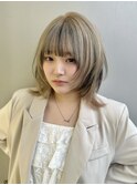 ハイトーンカラーデザインカラーくびれミディアムレイヤー