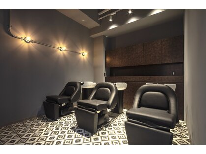 サロウィン 熊本上通り店(SALOWIN)の写真