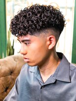 プロショップウェーブ セカンド(PRO SHOP WAVE II)&nbsp;スペインカール/テーパーフェード/メンズパーマ/フェザーパーマ