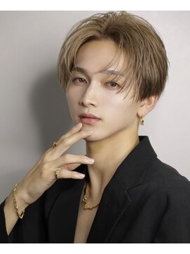 アストラ(ASTRA) MEN’S HAIR/波巻きツイストスパイラル/リバースセンターパート