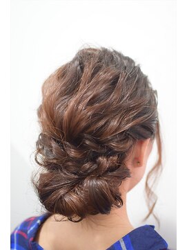 ミエルヘアーブラン(miel hair blanc) 【miel hair blanc】波巻きルーズアレンジ