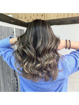 ユートピア(U topia) シルバーカラー/バレイヤージュ/ミルクティーベージュ