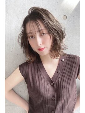 ジーナ 船橋(Zina) 小顔セミウェットウェーブピンクベージュハイライトカラー