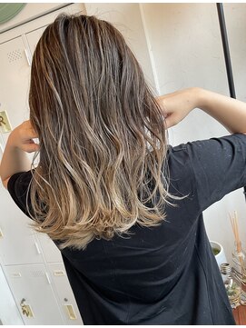 ヘアーエポック(hair epoque) くびれセミロング_アッシュグレージュフェザーバレイヤージュ