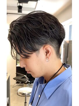 フィフス 渋谷(fifth) 前下がりツーブロックマッシュセンターパートニュアンスパーマ