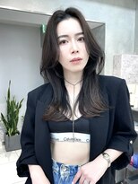 ヴェイン 渋谷(vain)&nbsp;レイヤーカット 顔周りカット インナーカラー 20代30代40代 渋谷