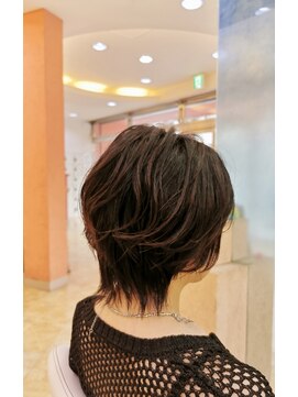 シュヴー 門前仲町(CHEVEUX) 大人ショート/骨格補正カット/20代/30代/40代