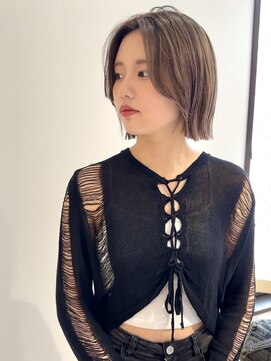 ヨーク(YOKE) 【YOKE】アッシュベージュミルクティーベージュ外ハネボブ