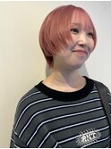 ピンクベージュ