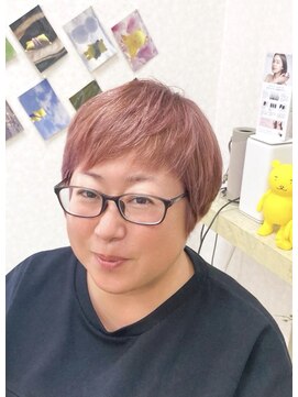 黄ぐまくん美容室 ショート　レイヤー