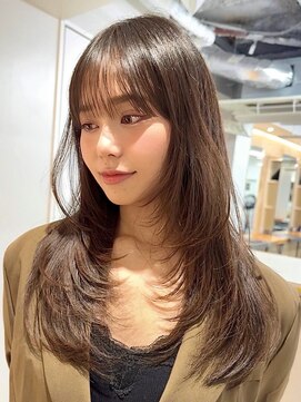 アビー(ABBEY3) レイヤーカットミディアムレイヤー顔まわり銀座ハイレイヤー