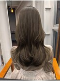 ヘーゼルベージュ　赤みを消したカラー　透明感カラー