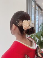 ヴィサージュプラス(VISAGE plus)&nbsp;成人式　着物ヘア　タイトシニョン