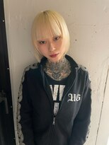 コードプラスリム(CODE+LIM)&nbsp;金髪ボブ／抜きっぱなし/ケアブリーチ