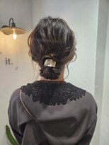 イット(it.) it. YUI ヘアアレンジ ゆるふわアレンジ