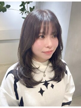 フォト 新宿(foto) ミディアムレイヤー/レイヤーカット/顔まわりレイヤー