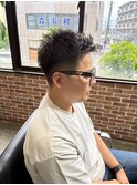 メンズウェーブヘアメンズアッシュカラースパイラルパーマ