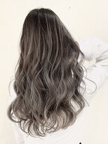 リーフェ バイアルティナ(Rife by artina)&nbsp;バレイヤージュ×シルバーグレージュ【Rife海老名】