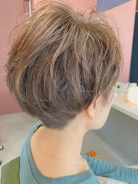 ニパーセント(2percent %) マッシュショート