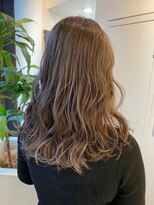 ジーナ セントラル銀座(Zina)&nbsp;小顔オリーブカラーボブルフハイライトカラークールショート