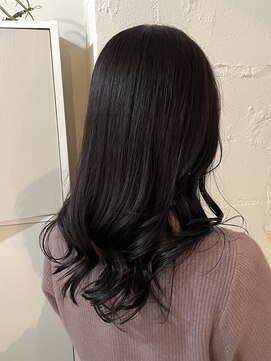 アンビエンテ(ambiente) 5トーン　暗髪スタイル【坂根】