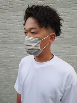 シザーズ(scissors) 波巻きツイストスパイラルパーマ