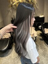 ロンド レア 天神大名店(Lond Le’a) インナーカラーケアブリーチイヤリングカラーハイライトレイヤー