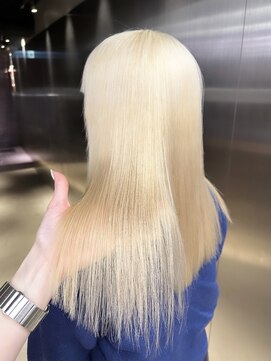 ペレ 栄店(PELE) 黒髪/グレーベージュ/レイヤーロング/前髪パーマ/栄/名駅