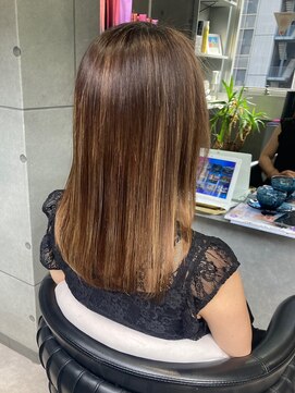 ヴィオラスバイポッシュ ギンザ(Violus by Posh GINZA) 髪質改善byサイエンスアクア