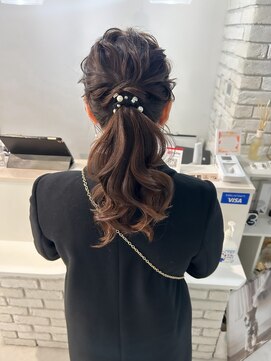 ディティカ ティア(Dityca tia) pony tail