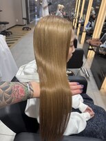 ラピス 大阪アメ村店(Lapis)&nbsp;持ちがよく艶が出る再構築トリートメント！！