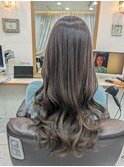 アッシュグレージュ