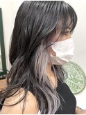 イヤリングカラー　ホワイトカラー　ケアブリーチ