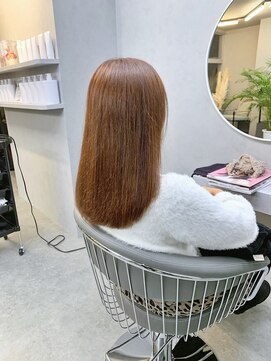 【柔らか丸みカットxピンクページュカラー】