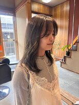 サムウェア(SOMEWHERE)&nbsp;顔周りで魅せるロング