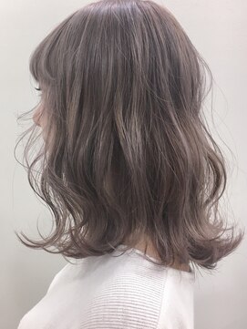 ブルーフェーセス 表参道(blue faces) 『bluefaces』 ピンクベージュアッシュ×ウエーブスタイル