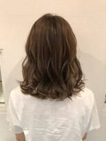 パティオンツー(PATIONN2)&nbsp;ダブルカラーで透明感溢れるカーキグレージュ★大人ミディアム