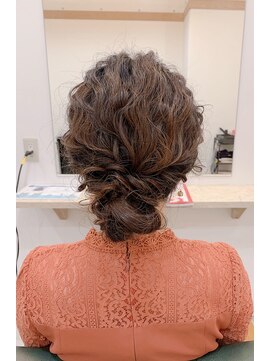 カキーン(cakeen) 結婚式・同窓会・コンサート★シンプルで大人可愛いヘアセット