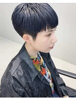 テトヘアー(teto hair)&nbsp;刈り上げ　ベリーショート　青髪　ブルーブラック