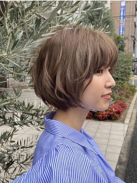 ネイビー(NAVY) 小顔ひし形ショート